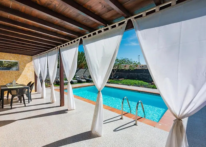 Hébergement de vacances Casa Daneo *