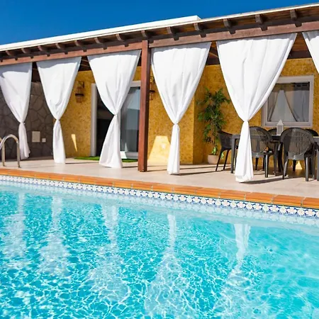 Casa Daneo * Playa Blanca